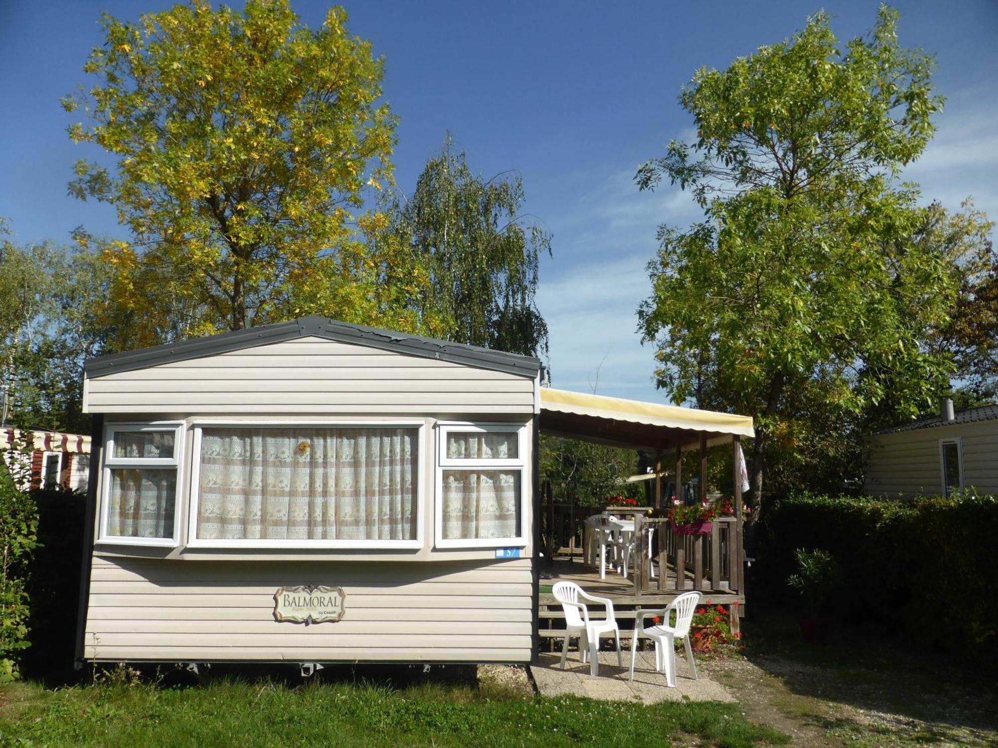 Mobil-Home Corinne Rastel -Le Domaine De Dugny Onzain Esterno foto