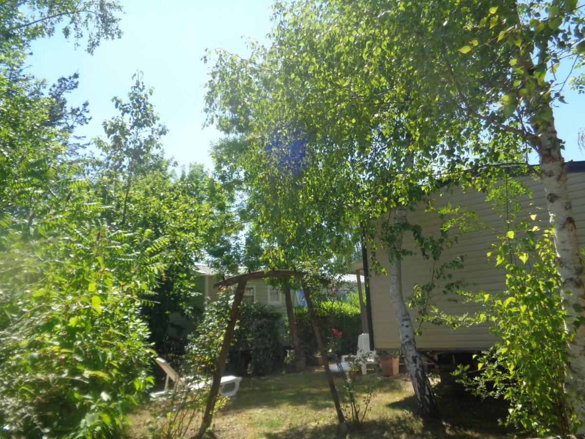 Mobil-Home Corinne Rastel -Le Domaine De Dugny Onzain Esterno foto